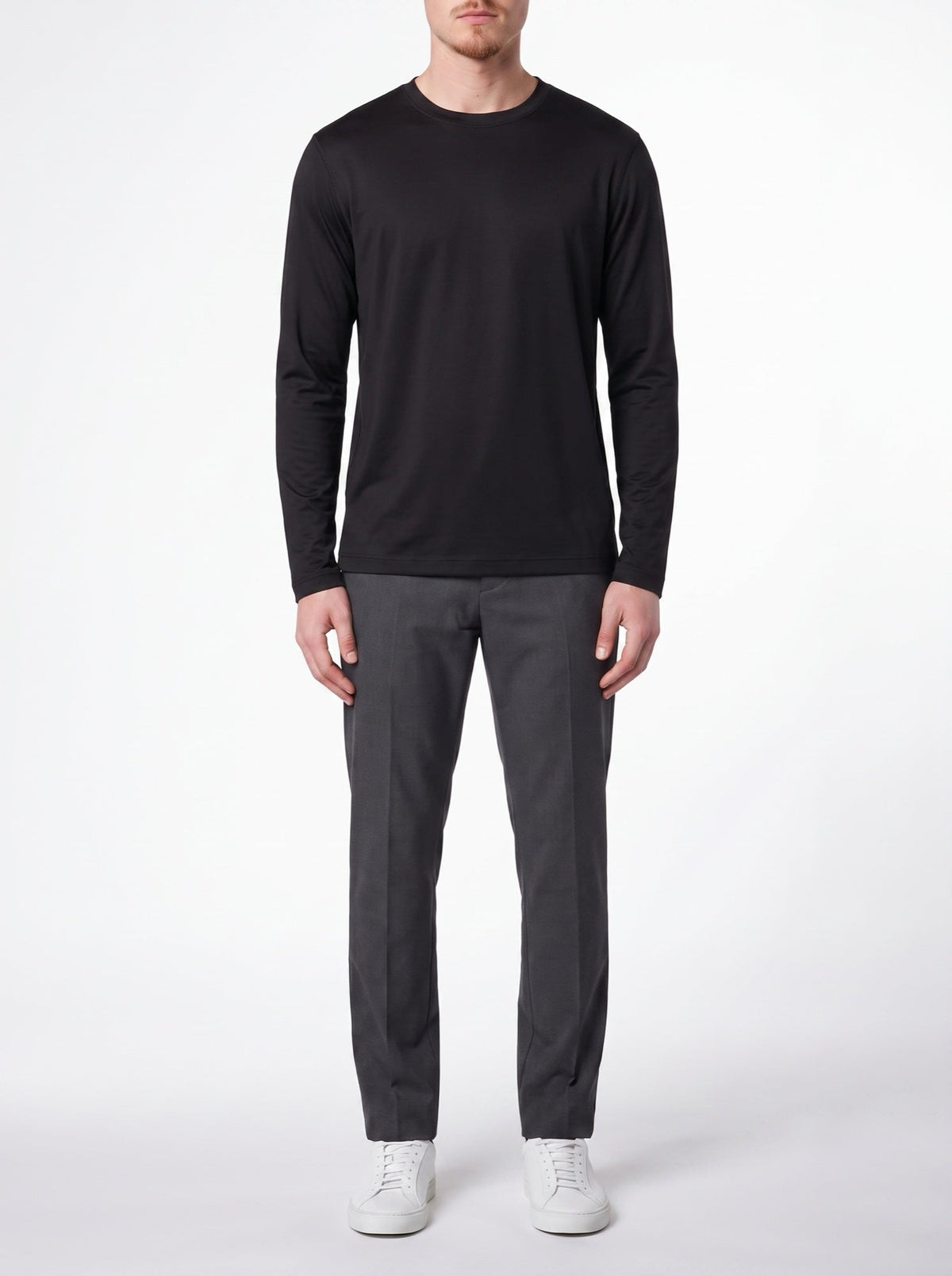 SVART → Långärmad lyx-T-shirt – Svart