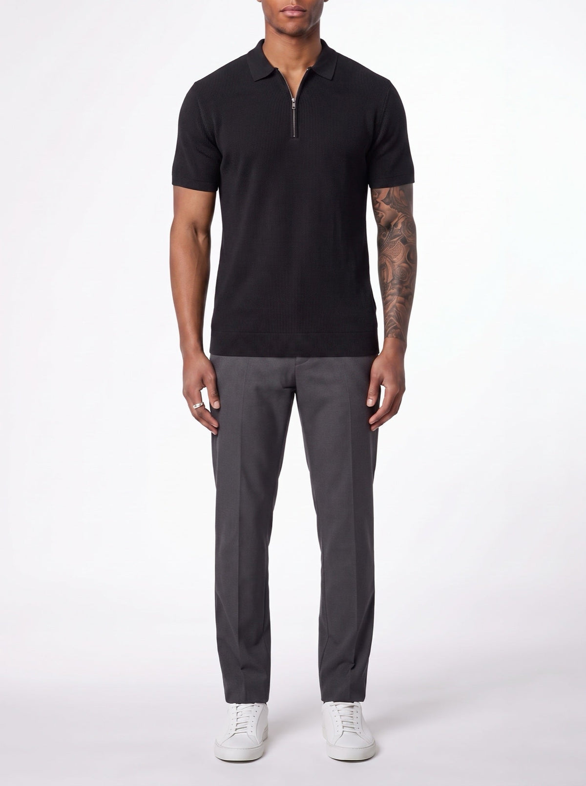 Contour poloskjorte med glidelås — Svart#farge_svart