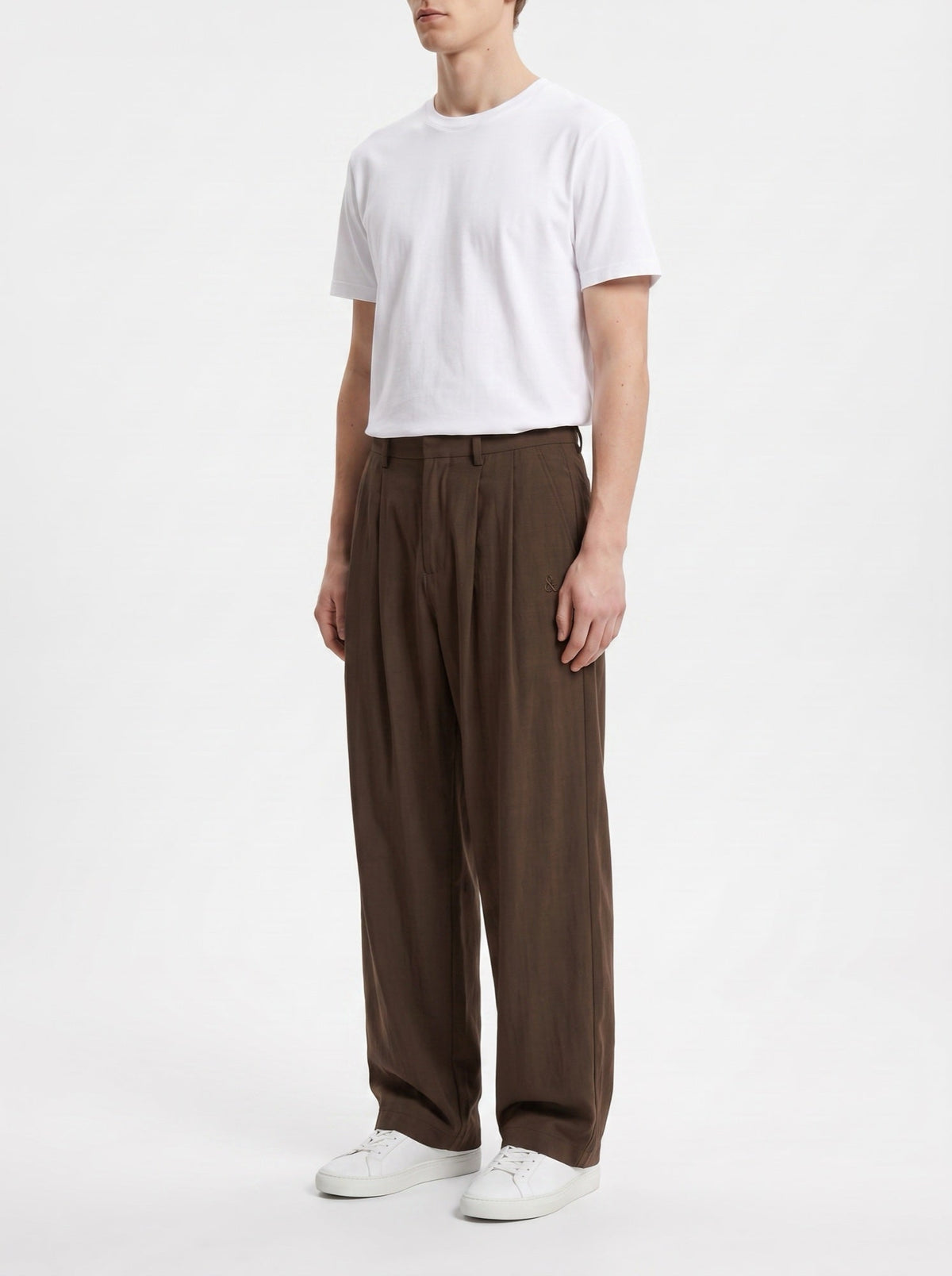 Avslappet brodert bukse med vide ben — Brun#farge_brun